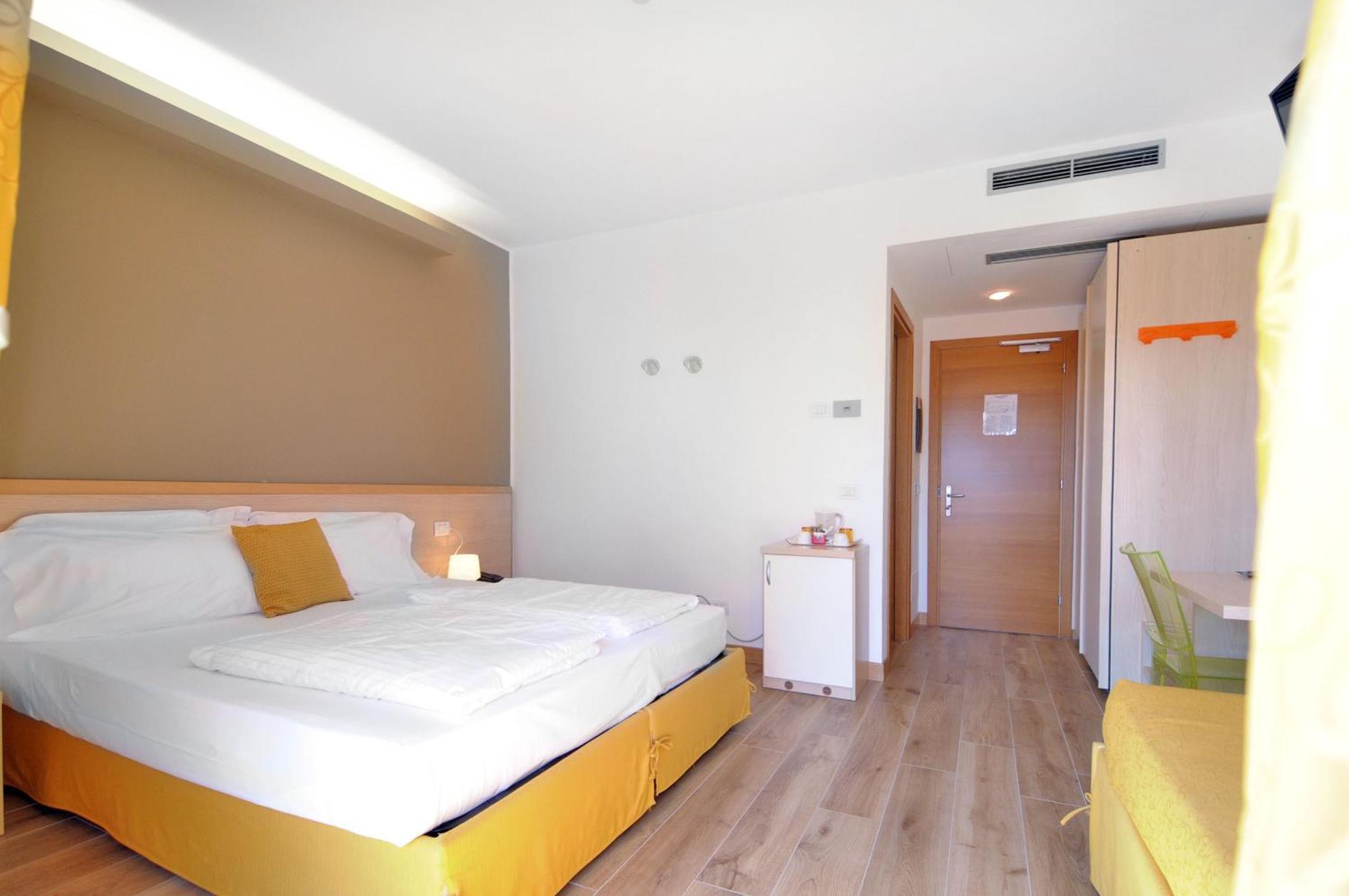 Eco Hotel Cleofe Caorle Exterior photo
