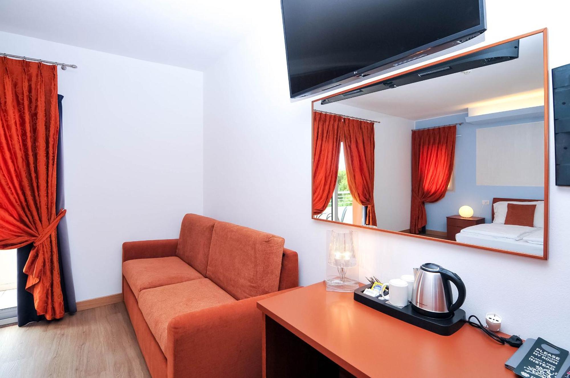 Eco Hotel Cleofe Caorle Exterior photo